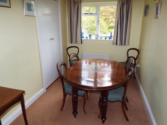 Dining/Bed 3