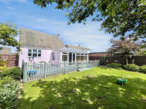 3 bed Detached for sale Image 10