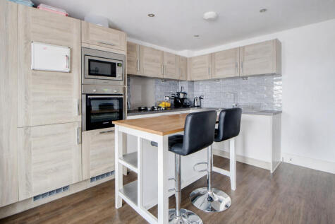 Marquess Drive, Bletchley, MK2