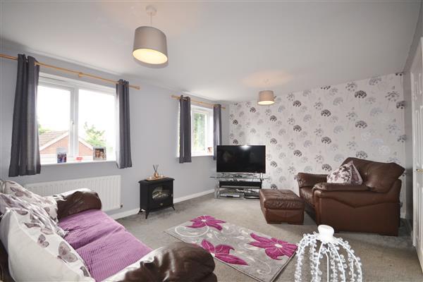 LOUNGE: