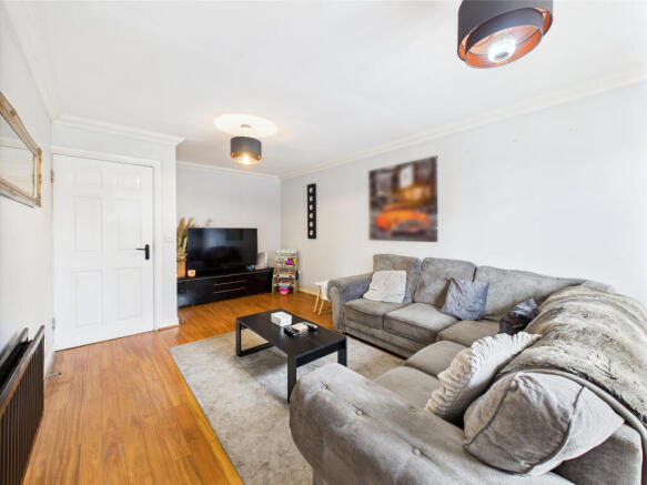 CAM05192G0-PR0062-STILL010