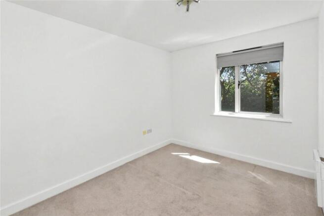 2 bed Apartment for sale Image 9