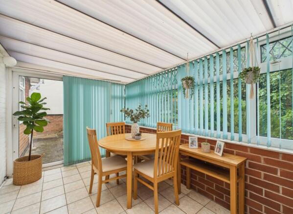 Conservatory (Virtually Furnished)