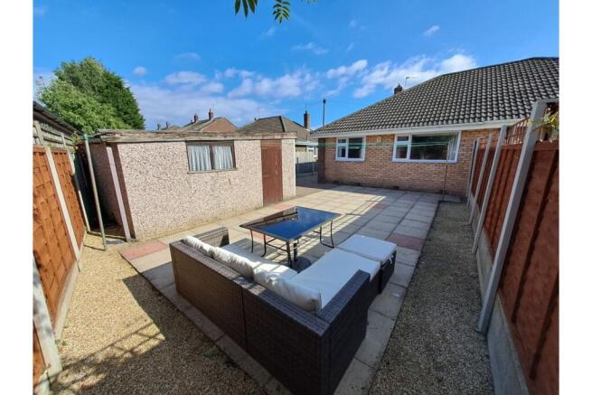 2 bed Semi-Detached Bungalow for sale Image 12