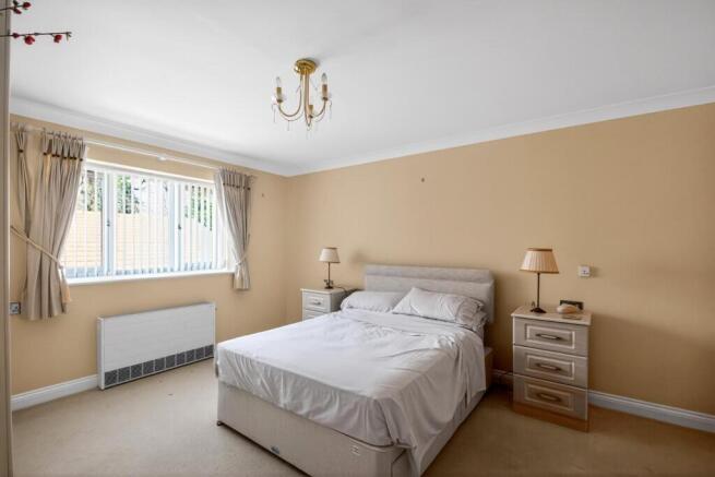 1 bed Apartment for sale Image 9