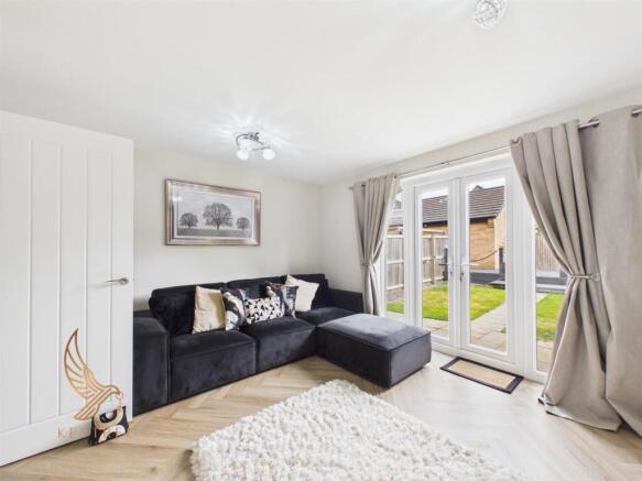 3 bed Semi-Detached for sale Image 11