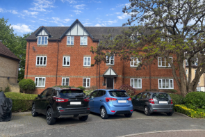 Flat 4, Thetford House, Rembrandt Way, Reading RG1 6QX