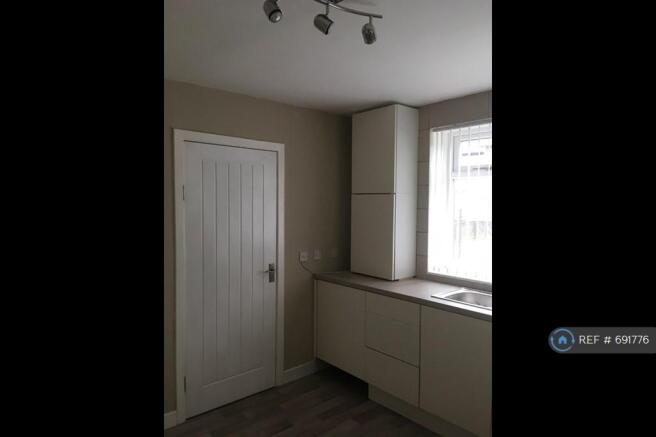 Soft Close Hinges