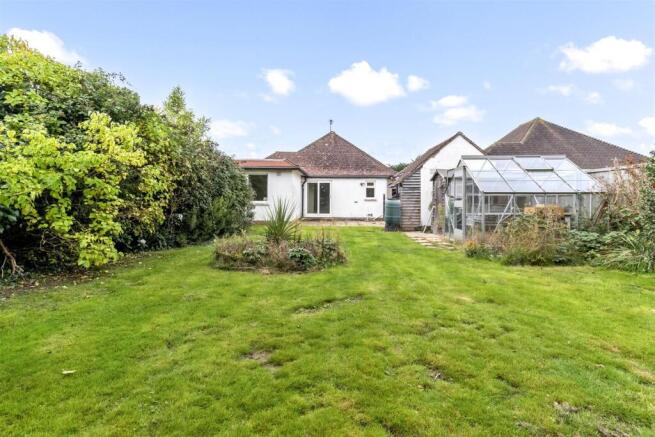 16 Upper West Drive-014.JPG