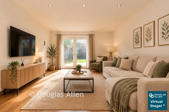 Latimer Drive, Steeple View, Basildon, Essex photo 5