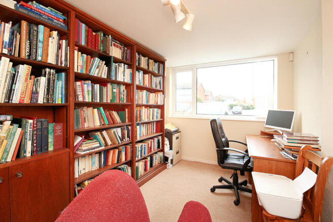 Photo 16