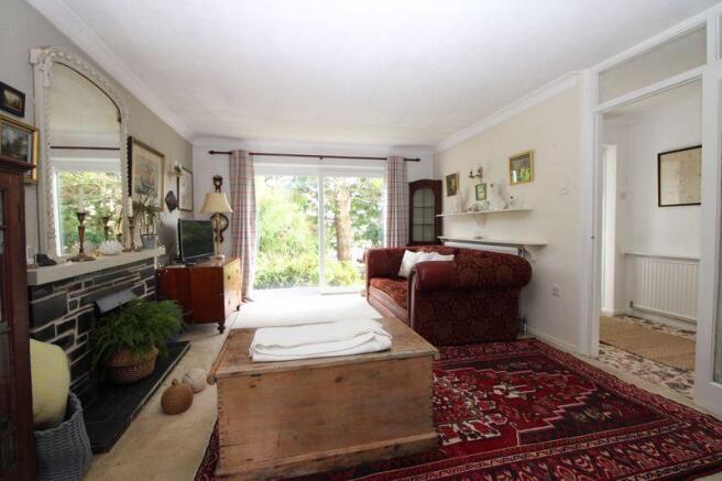 LIVING ROOM WI...
