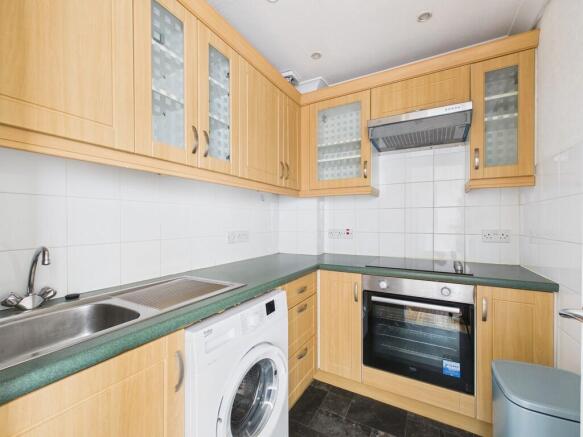 CAM05526G0-PR0110...