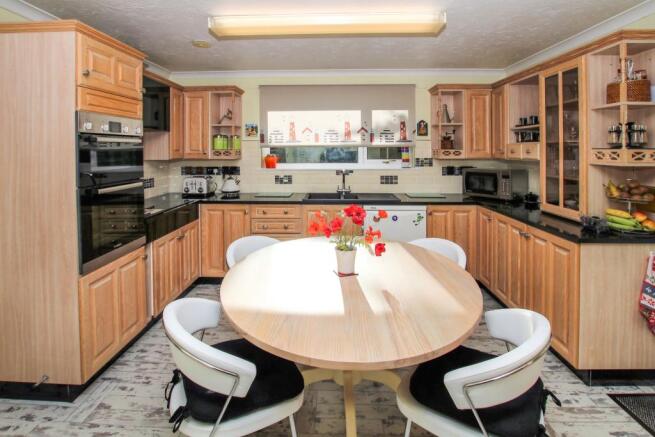 Kitchen/ Diner