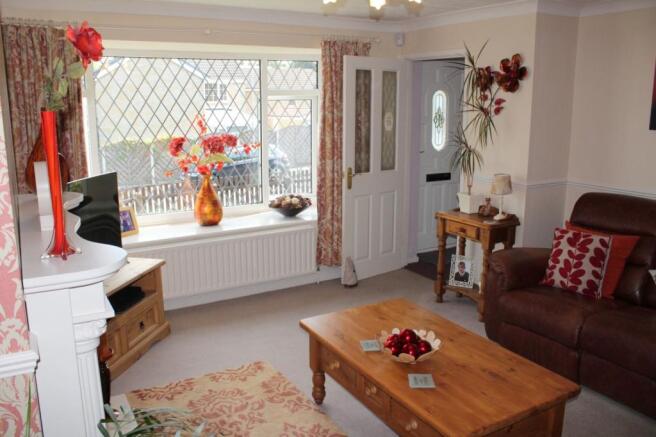 Lounge Continued