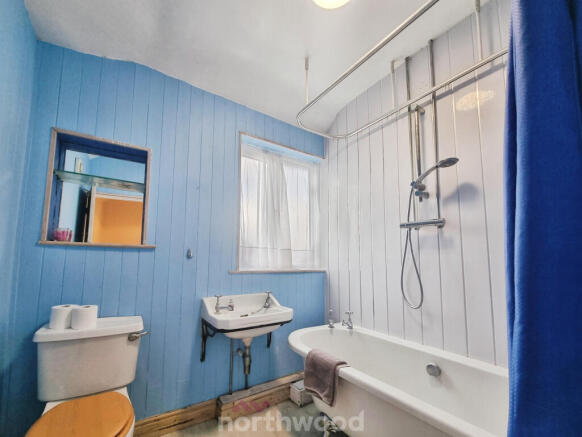3 bed Semi-Detached for sale Image 10