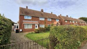 12, Heathfield Close, Caddington LU1 4HB