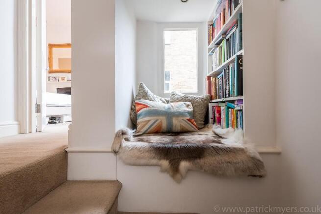 Flat 2, 11 Colyton Road-8.jpg