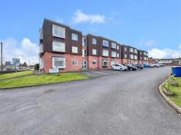 12, Longwell House, Bath Road, Longwell Green BS30 9DX