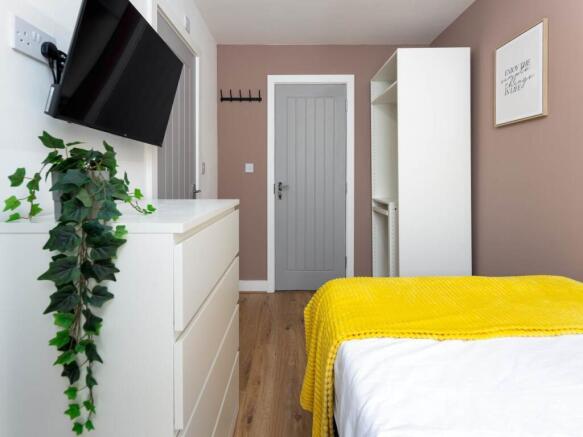 Bedroom 4 -1