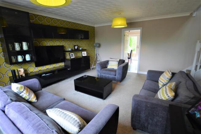 Lounge1.JPG