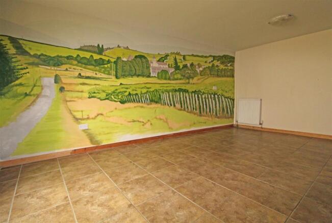 GF Dining Room..jpg