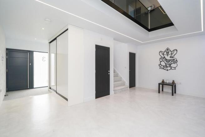 4 bed Detached to rent Image 12