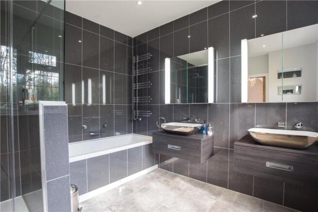 Ensuite