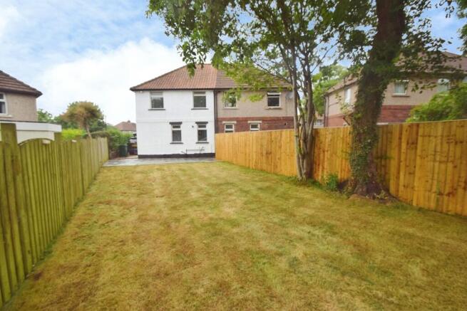 3 bed Semi-Detached for sale Image 12