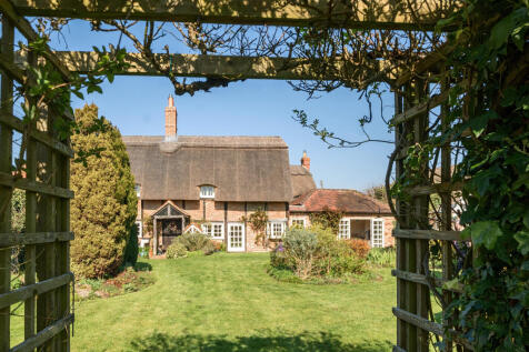 Bridge Road, Ickford, HP18