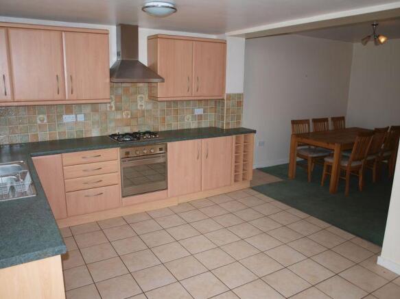 Kitchen & ...