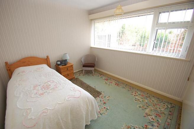 BEDROOM 2