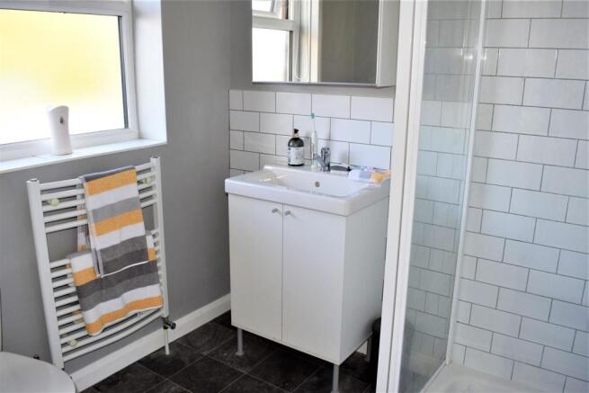 EN SUITE