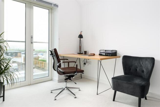 Bedroom 4/Study