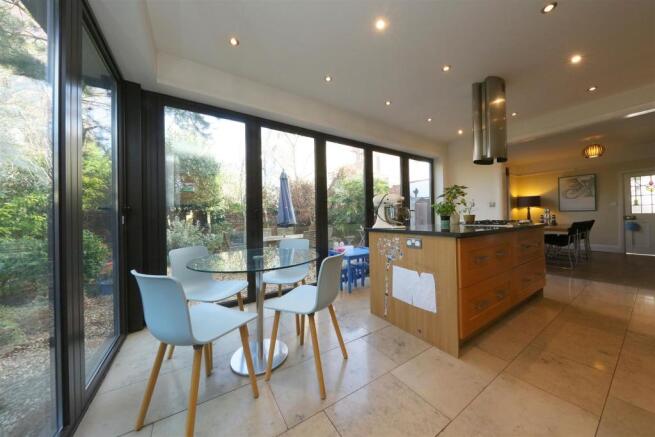 2 Highfield Rd 7514.JPG