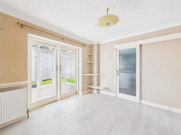 Dining Room: