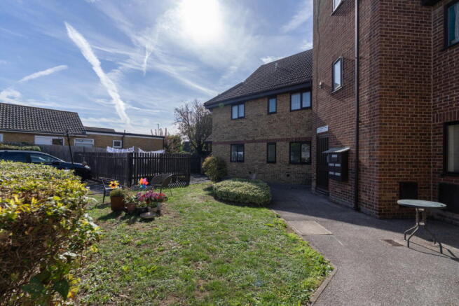 Minnis Road,Birchington,CT7 9NR photo 3
