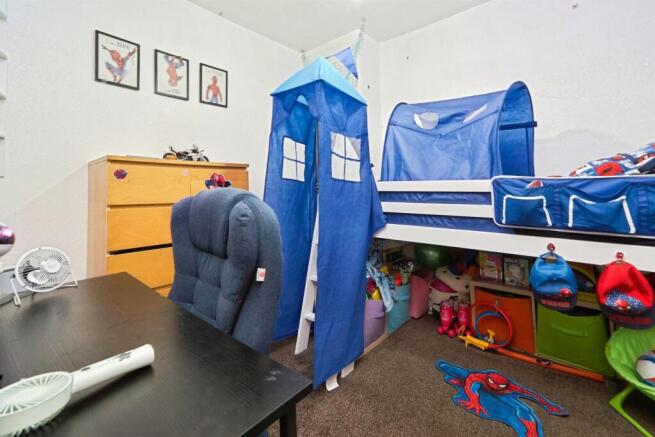 3 bed Terraced for sale Image 7