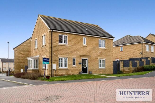 4 bed Detached for sale in apperley bridge