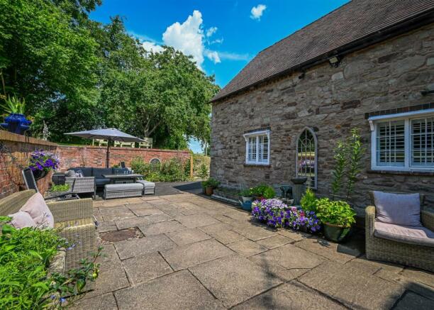 Priory Cottage-36.jpg
