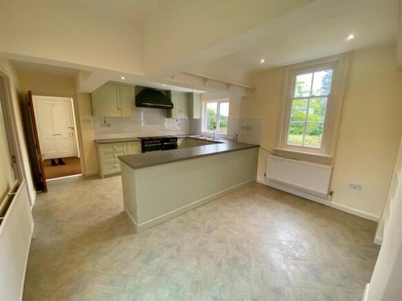 IMG_E8869 - Amended Kitchen.jpg