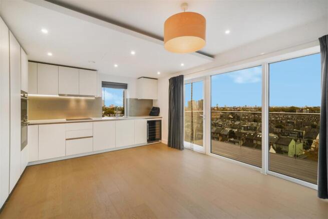 209 Faulkner House, Tierney Lane - IAN7T4bYKV0vJMY