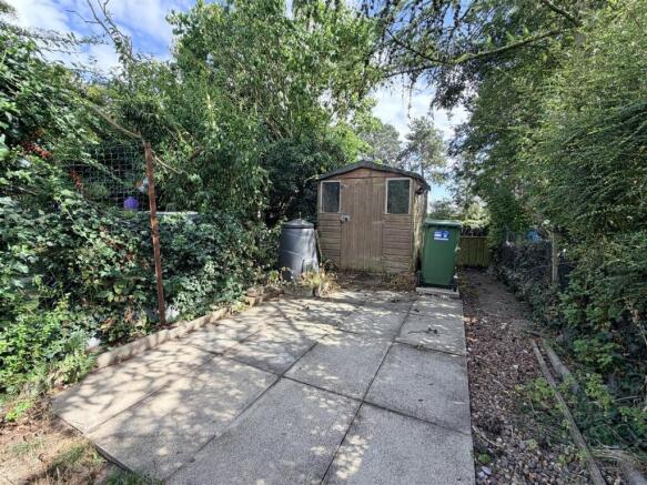 3 bed Terraced for sale Image 11