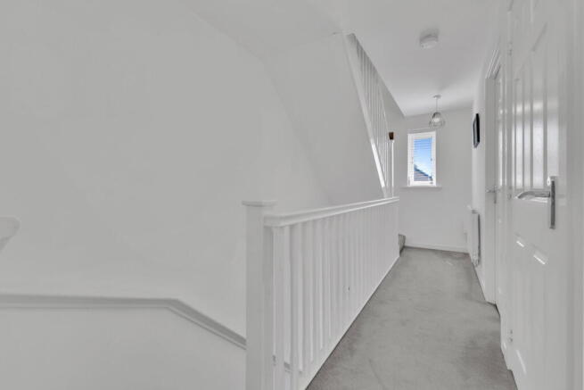 4 bed Town House for sale Image 12