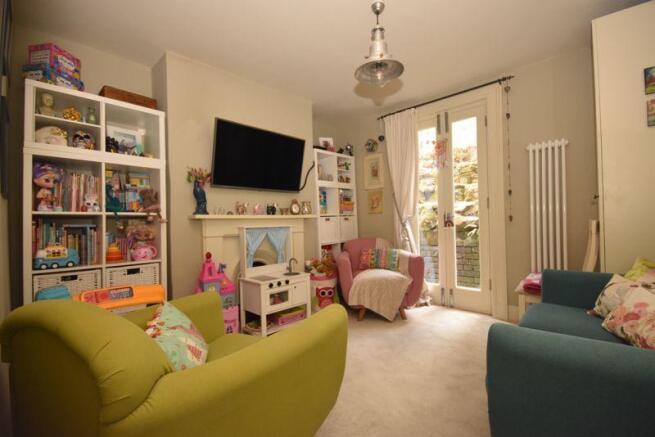 Photo 12