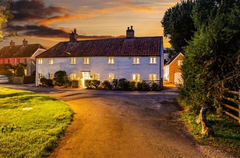 The Long House, 64 Duck Street, Sutton Veny. Warminster. BA12 7AL