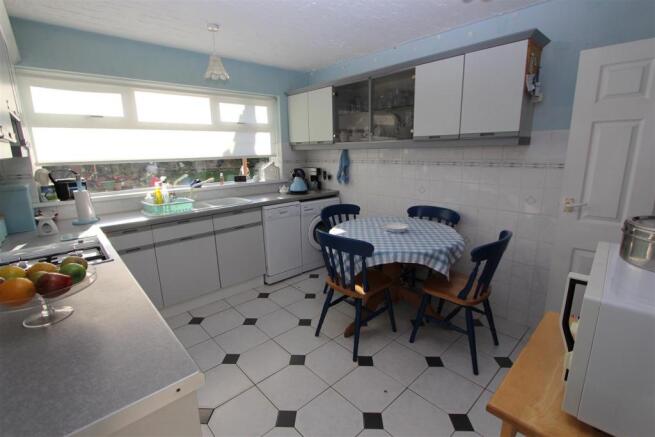 66 Brynau Road 017.JPG
