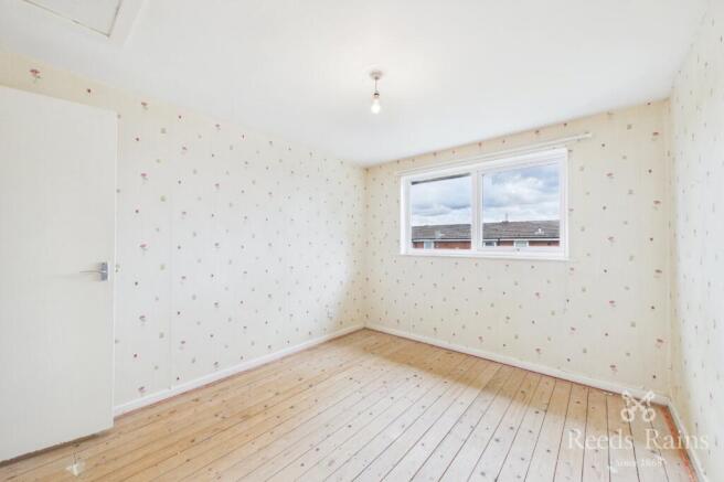 3 bed Semi-Detached for sale Image 12