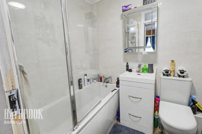 2 bed Terraced for sale Image 6