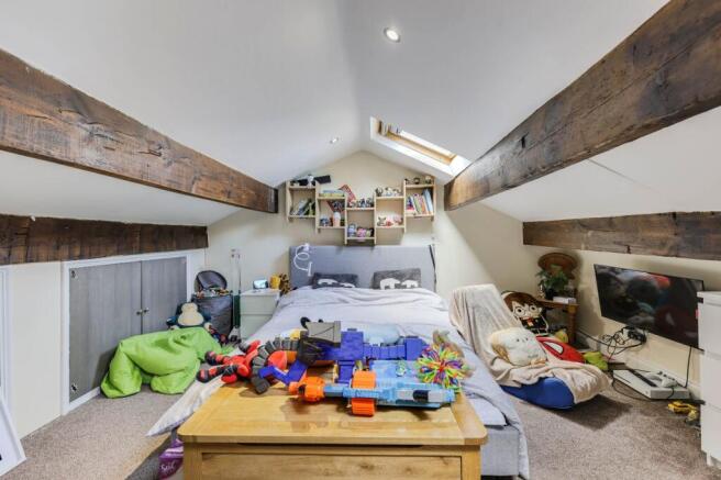 3 bed Terraced for sale Image 12